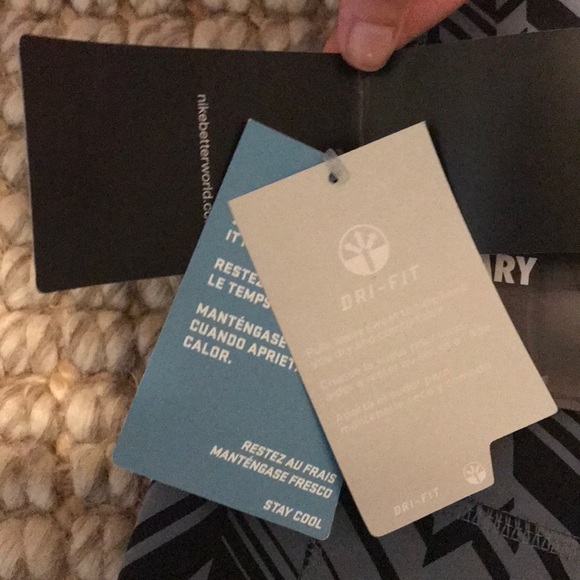 NIKE LEGENDARY TIGHT FIT - Picture 5 of 7